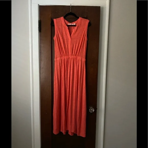 square neck a line midi dress Sleeveless Square-Neck Midi Dress